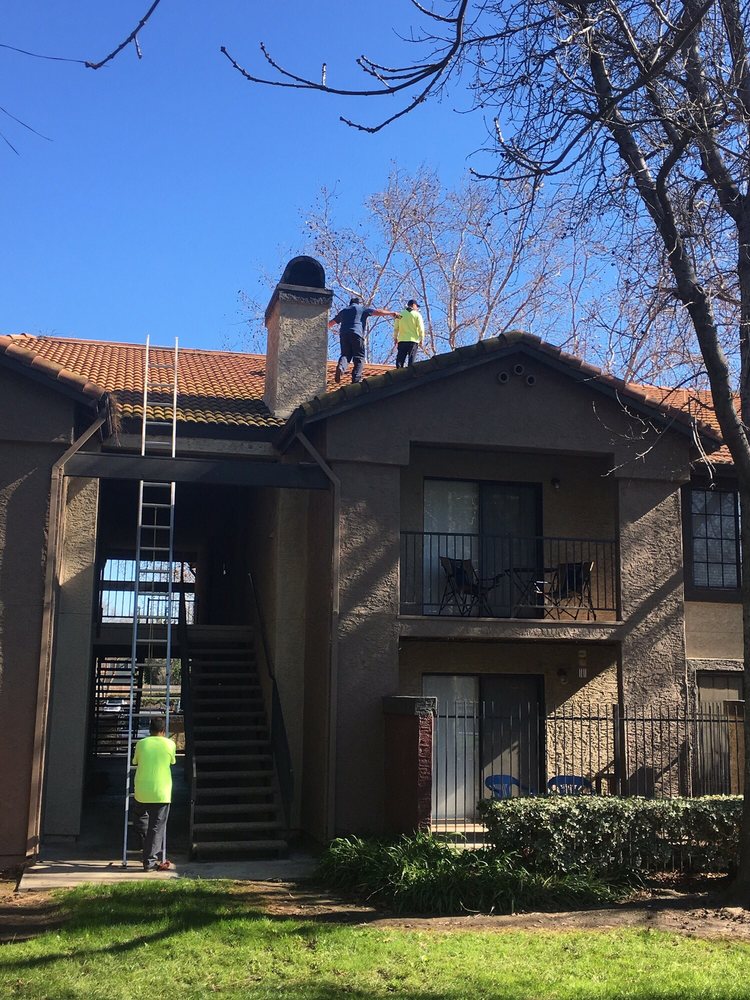 Slide of Fortified Roofing