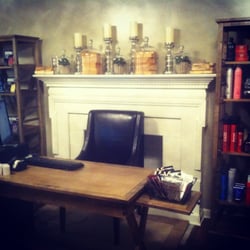 Nicole Marie Salon - Front Desk