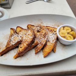 Peacock Cafe - Gluten free French toast!!
