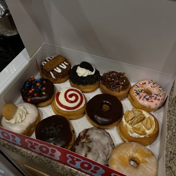 Yonutz - Mixed flavor dozen - Donuts Near Me - Spring Valley, Nevada Yonutz - Mixed flavor dozen - Donuts Near Me - Spring Valley, Nevada