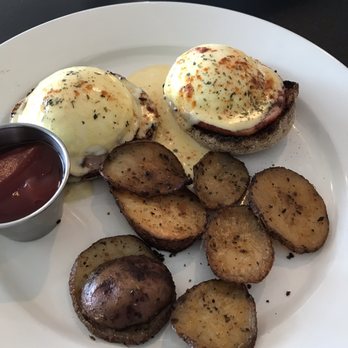 Eating Americana - Eggs Benedict - New American Near Me - Norcross, Georgia