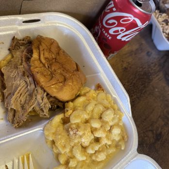 Nessas Food BBQ Restaurant - Pulled pork sandwich and Mac n cheese - Barbeque Near Me - Ocoee, Florida Nessas Food BBQ Restaurant - Pulled pork sandwich and Mac n cheese - Barbeque Near Me - Ocoee, Florida