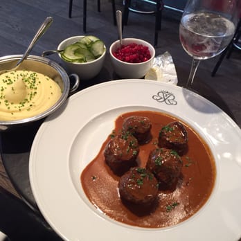 Riche - Meatballs with mashed potatoes, lingonberries and cucumbers. - Brasseries Near Me - Stockholm, Alberta