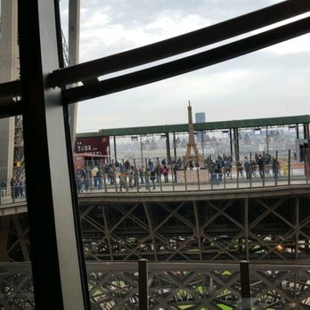 58 Tour Eiffel - View from our table - French Near Me - Paris, 75
