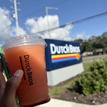Dutch Bros Coffee - Rebel iced OG gummy bear - Juice Bars & Smoothies Near Me - Winter Park, Florida