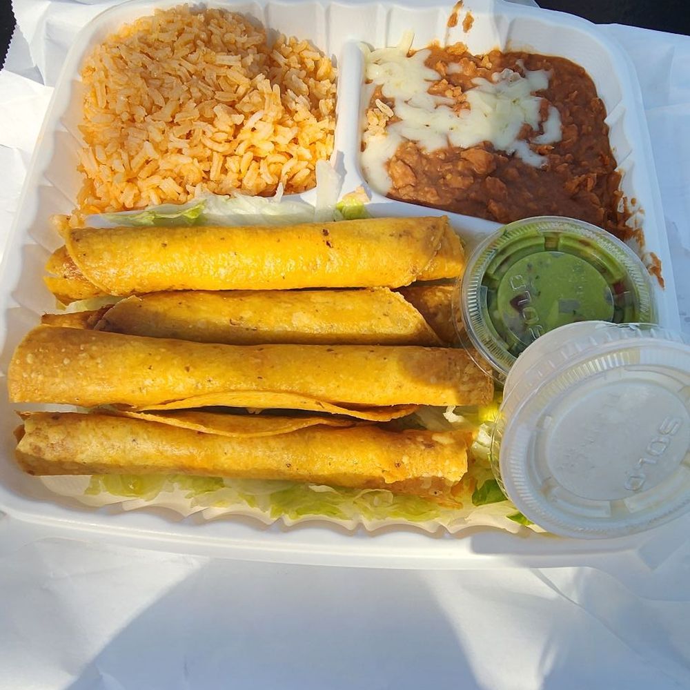 Los Panchos Mexican Restaurant - Chicken Flautas - Mexican Near Me - Pleasant Hill, California