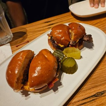 Whisper Creek Farm: The Kitchen - Sliders appetizer - Comfort Food Near Me - Orlando, Florida Whisper Creek Farm: The Kitchen - Sliders appetizer - Comfort Food Near Me - Orlando, Florida