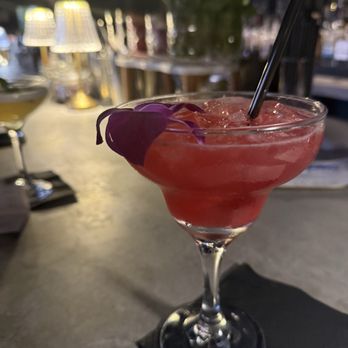 The Rabbit Hole - Cocktail Bars Near Me - Houston, Texas