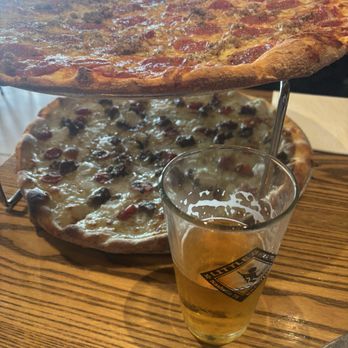 Pizza Bros - Pizza Near Me - Chattanooga, Tennessee