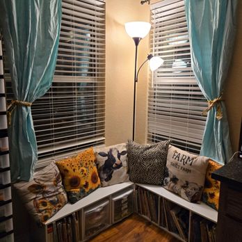 Mrs. Castro's Corner - We love to read and have quite the collection here. - Private Tutors Near Me - San Antonio, Texas Mrs. Castro's Corner - We love to read and have quite the collection here. - Private Tutors Near Me - San Antonio, Texas