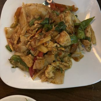 Thesen Asian Noodle Bar - Drunken Noodle - Noodles Near Me - Naples, Florida Thesen Asian Noodle Bar - Drunken Noodle - Noodles Near Me - Naples, Florida