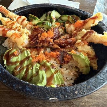 Shige Sushi Japanese Kitchen - Dragon bowl lunch special - Sushi Bars Near Me - Sonoma, California Shige Sushi Japanese Kitchen - Dragon bowl lunch special - Sushi Bars Near Me - Sonoma, California