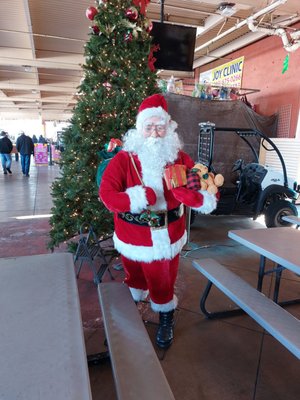 El Faro Plaza by null