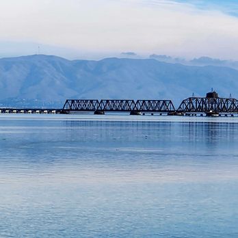 Dumbarton Bridge Vista Point and Trail - Dumbarton Railroad Bridge - Hiking Near Me - Menlo Park, California