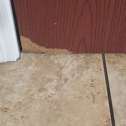 La Quinta by Wyndham Louisville - Door all torn up