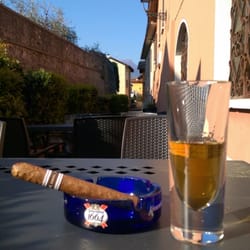 Bar Centrale - After my meal, I sat outside and enjoyed the afternoon, Ciao!