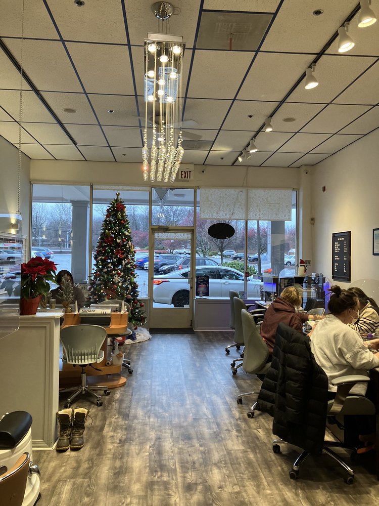 THE NAIL BAR Updated October 2024 72 Photos & 27 Reviews 34 Fenn