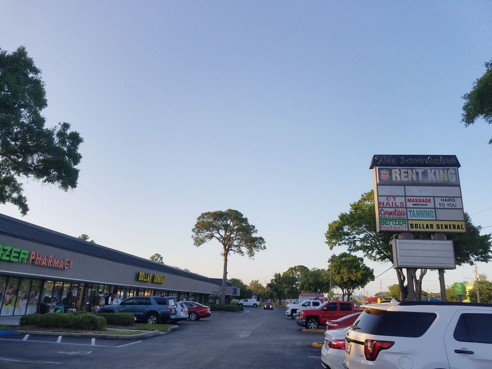 RENT KING Updated August 2024 6384 66th St N, Pinellas Park