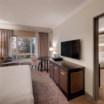 Hilton Munich City - Guest room - Hotels Near Me - Munich, BY Hilton Munich City - Guest room - Hotels Near Me - Munich, BY