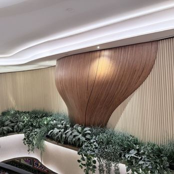 Chase Sapphire Lounge - Second Story Views - Airport Lounges Near Me - East Elmhurst, New York