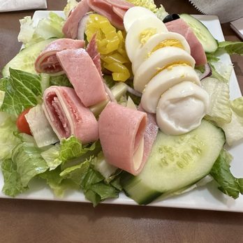 Franco's Italian Restaurant - Chef salad - Italian Near Me - Henrico, Virginia