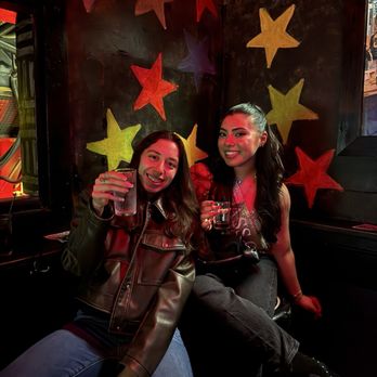 Delilah's - Bars Near Me - Chicago, Illinois