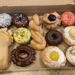 dot donuts & baked goods - A mixed dozen+1