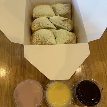 Moignet  A Social Cafe - Mochi beignets - Bakeries Near Me - Las Vegas, Nevada