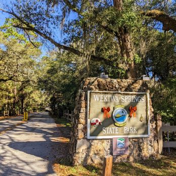Wekiwa Springs State Park - Entrance, $6 per car to get in - Parks Near Me - Apopka, Florida Wekiwa Springs State Park - Entrance, $6 per car to get in - Parks Near Me - Apopka, Florida