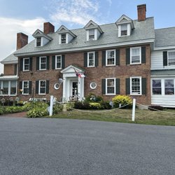 Glenwood Manor Antiques & More - Front of manor