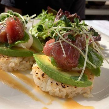 Cream Pot - Maguro eggs benedict - Breakfast & Brunch Near Me - Honolulu, Hawaii Cream Pot - Maguro eggs benedict - Breakfast & Brunch Near Me - Honolulu, Hawaii