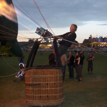 Warsteiner Internationale Montgolfiade - Fire and man power - Festivals Near Me - Warstein, NW Warsteiner Internationale Montgolfiade - Fire and man power - Festivals Near Me - Warstein, NW