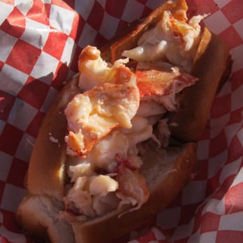 Lobsta Truck - lobster roll w/ butter - Seafood Near Me Lobsta Truck - lobster roll w/ butter - Seafood Near Me