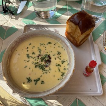 The Bungalow Kitchen - Manila Clam & Potato Chowder - New American Near Me - Tiburon, California The Bungalow Kitchen - Manila Clam & Potato Chowder - New American Near Me - Tiburon, California