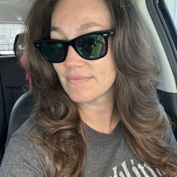 Golden Shears Salon And Day Spa