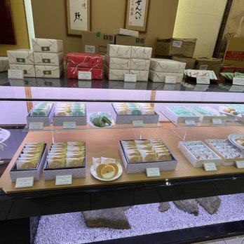 K.Minamoto - Desserts Near Me - Honolulu, Hawaii