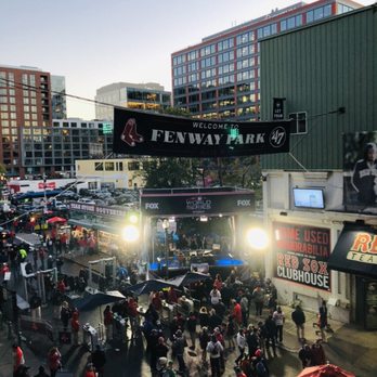 Fenway Park - Stadiums & Arenas Near Me - Boston, Massachusetts