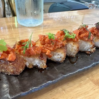 Momonoki - Sushi Bars Near Me - Peachtree City, Georgia