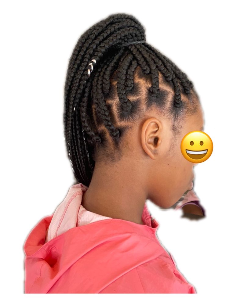 Titilola braids Logo
