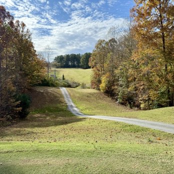 Hat Creek Golf Course - Golf Near Me - Brookneal, Virginia