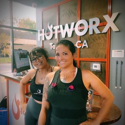 HOTWORX - Torrance, CA - Del Amo/Best Plaza - April & I