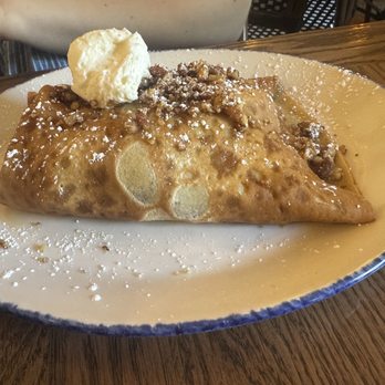 Simply Crepes Pittsford - Bananas and Cream Crepe - Breakfast & Brunch Near Me - Pittsford, New York