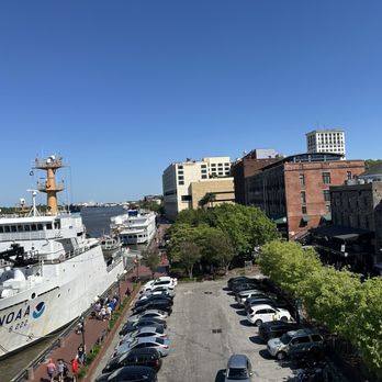 Myrtle & Rose Rooftop Bar - View - Cocktail Bars Near Me - Savannah, Georgia