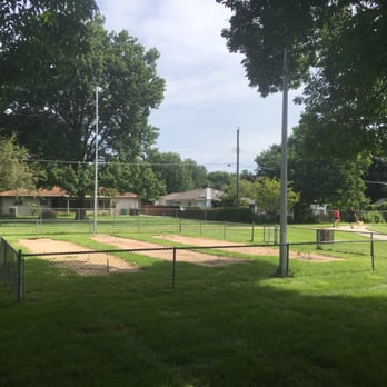 Sunrise Park - Horseshoe Pits - Parks Near Me - Ankeny, Iowa