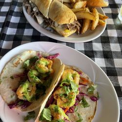 Kern River Brewing Company - The Backyard Pub - Shrimp Tacos and Backyard Beef Dip
