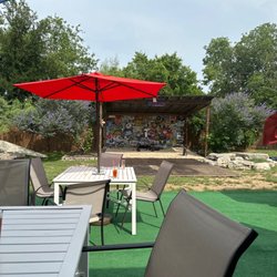 Lake Travis Biergarten - Outdoor bandstand area