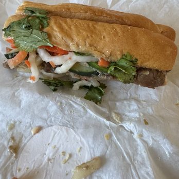 Banh & Butter Bakery Cafe - Bakeries Near Me - Aurora, Colorado