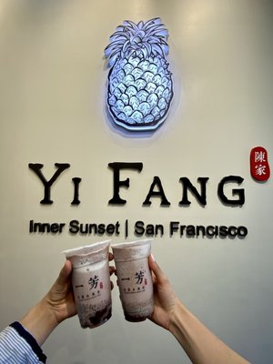 Yifang Taiwan Fruit Tea by null