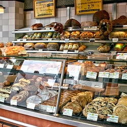 Bosselmann Die Landbäckerei - Tresen: Bosselmann. Die Landbäckerei Ferdinand-Wallbrecht-Straße 1, Lister-Platz, 30163 Hannover
