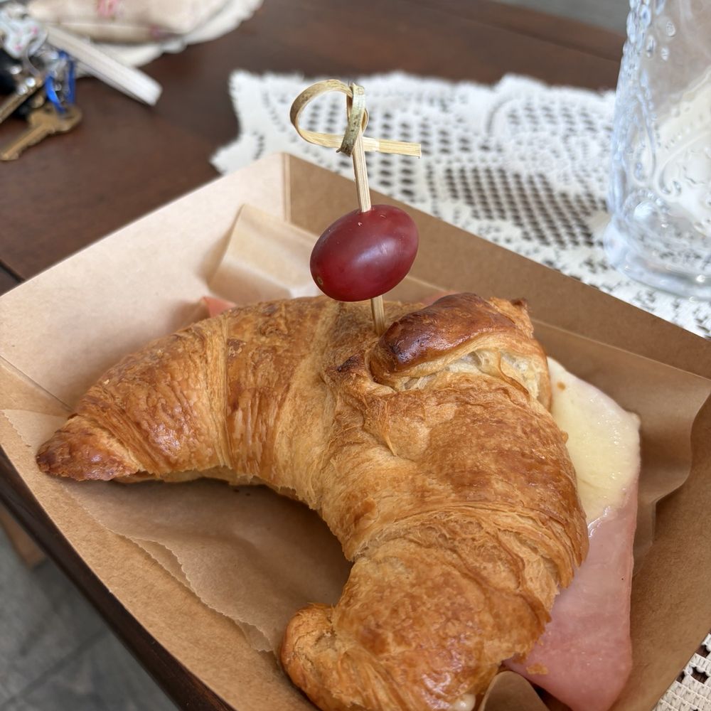 Feffys Cafe - Ham and cheese croissant - Coffee & Tea Near Me - Coral Springs, Florida Feffys Cafe - Ham and cheese croissant - Coffee & Tea Near Me - Coral Springs, Florida